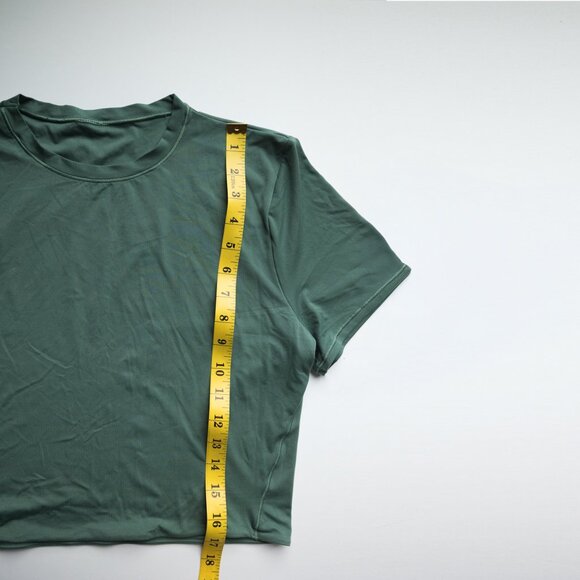 Lululemon Crewneck Cropped T-Shirt Medium Forest - Size 8 - Picture 9 of 11